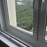 Шумоизоляционные экраны на улицах в Москве и шумоизоляция квартир, заменой окон за счет бюджета Москвы